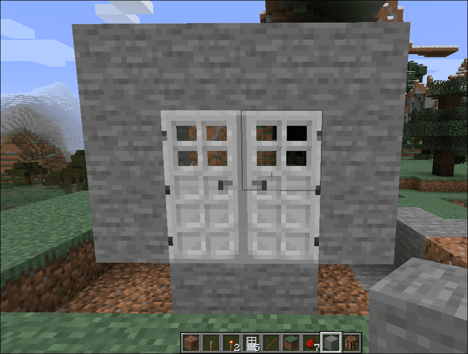 Screenshot of Iron Doors for Minecraft Villagers House