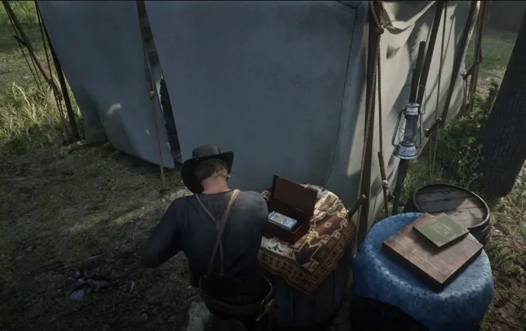 Barrels behind Dutch's Tent - Red Dead Redemption 2